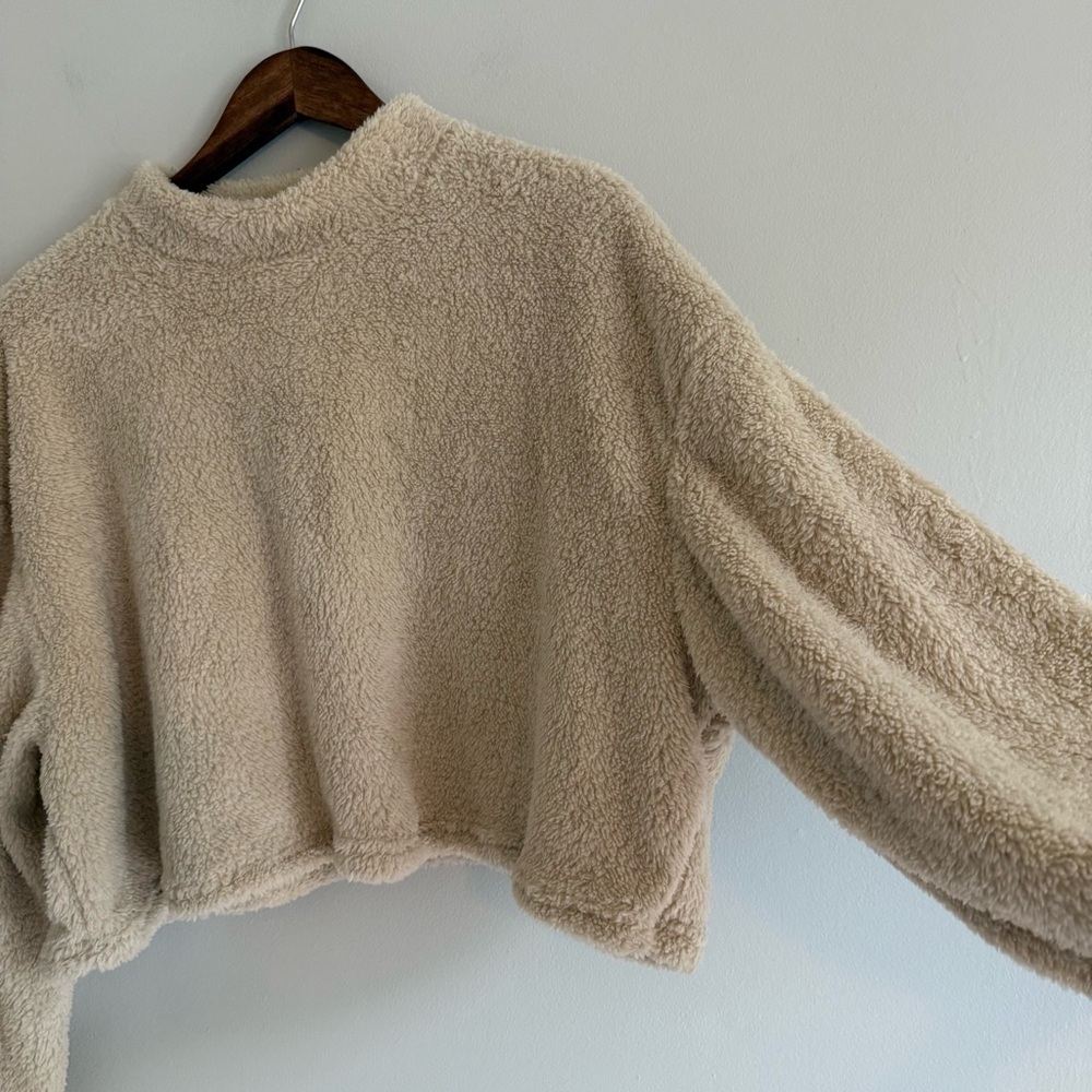 Cream Cropped Fleece Top - Picture 5 of 9